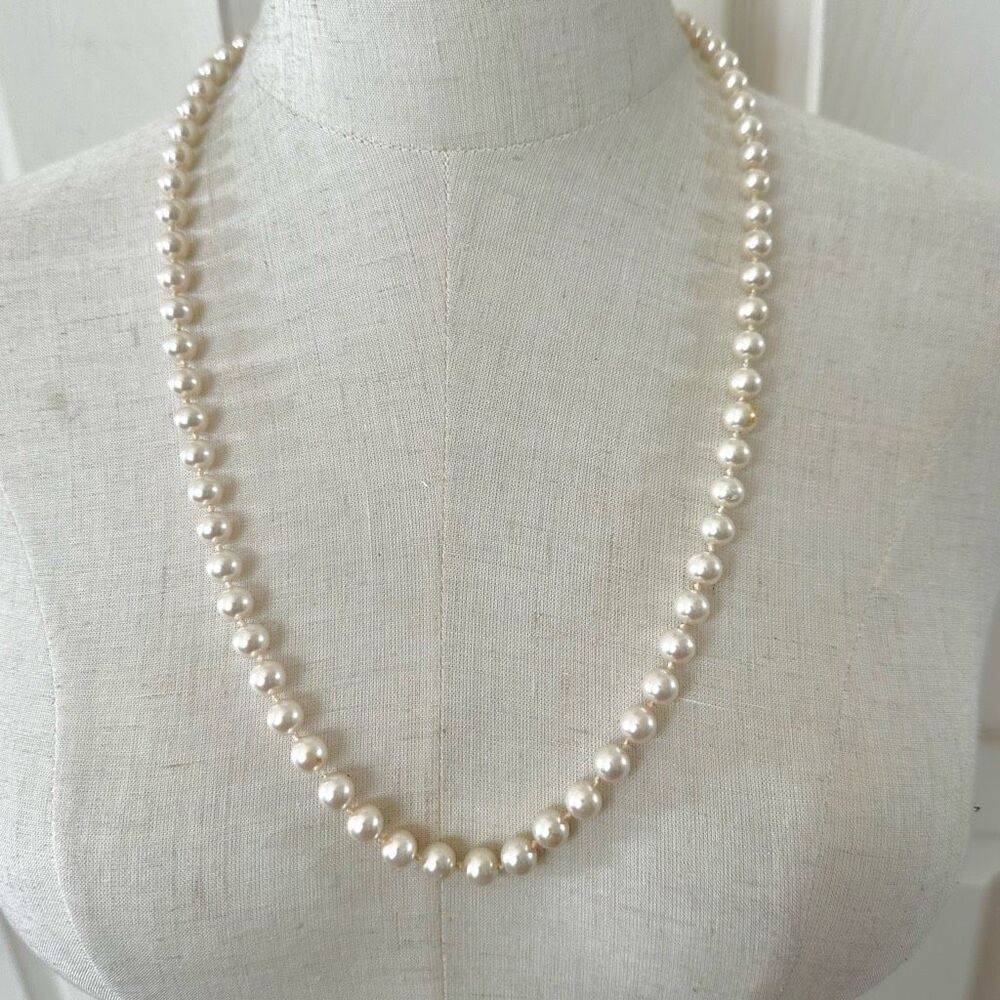 Faux pearl long vintage necklace